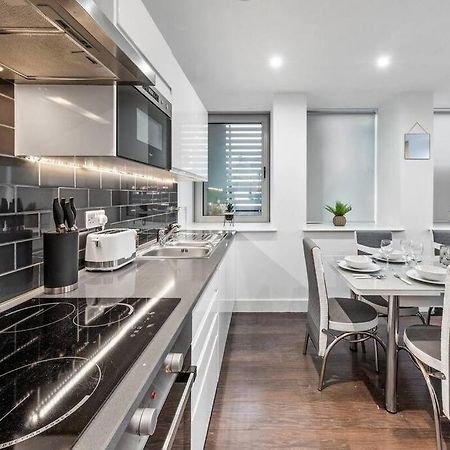 Sleep 7 20 Mins From London Waterloo Bp65 Apartment Bagian luar foto