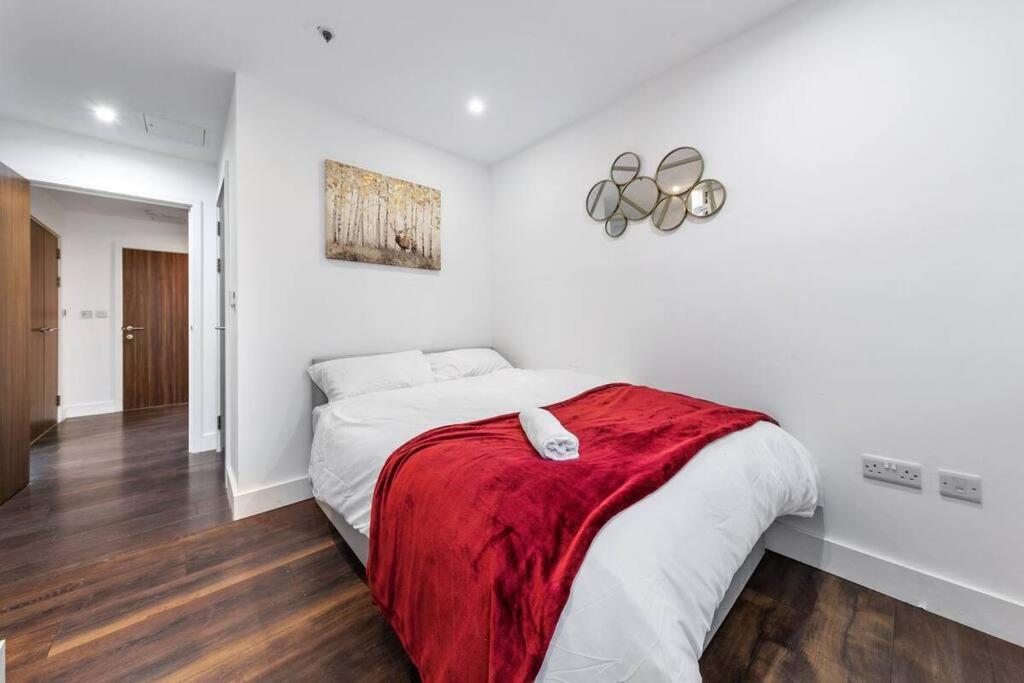 Sleep 7 20 Mins From London Waterloo Bp65 Apartment Bagian luar foto
